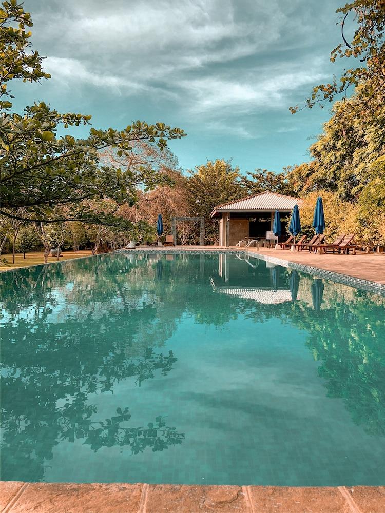 Amaara Forest Hotel Sigiriya Exterior photo