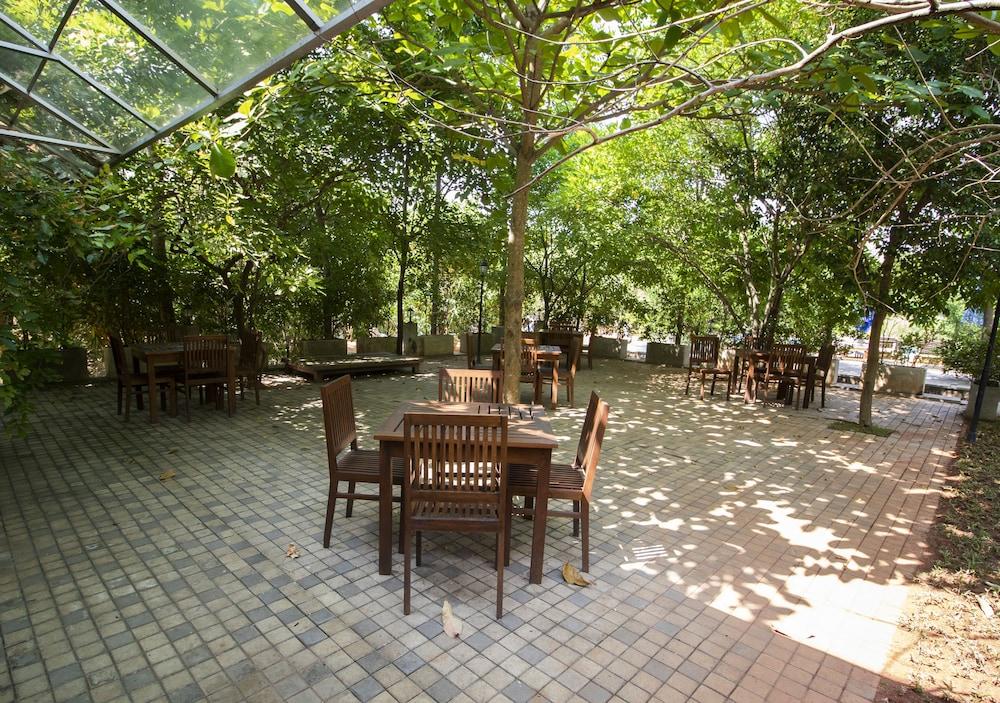 Amaara Forest Hotel Sigiriya Exterior photo