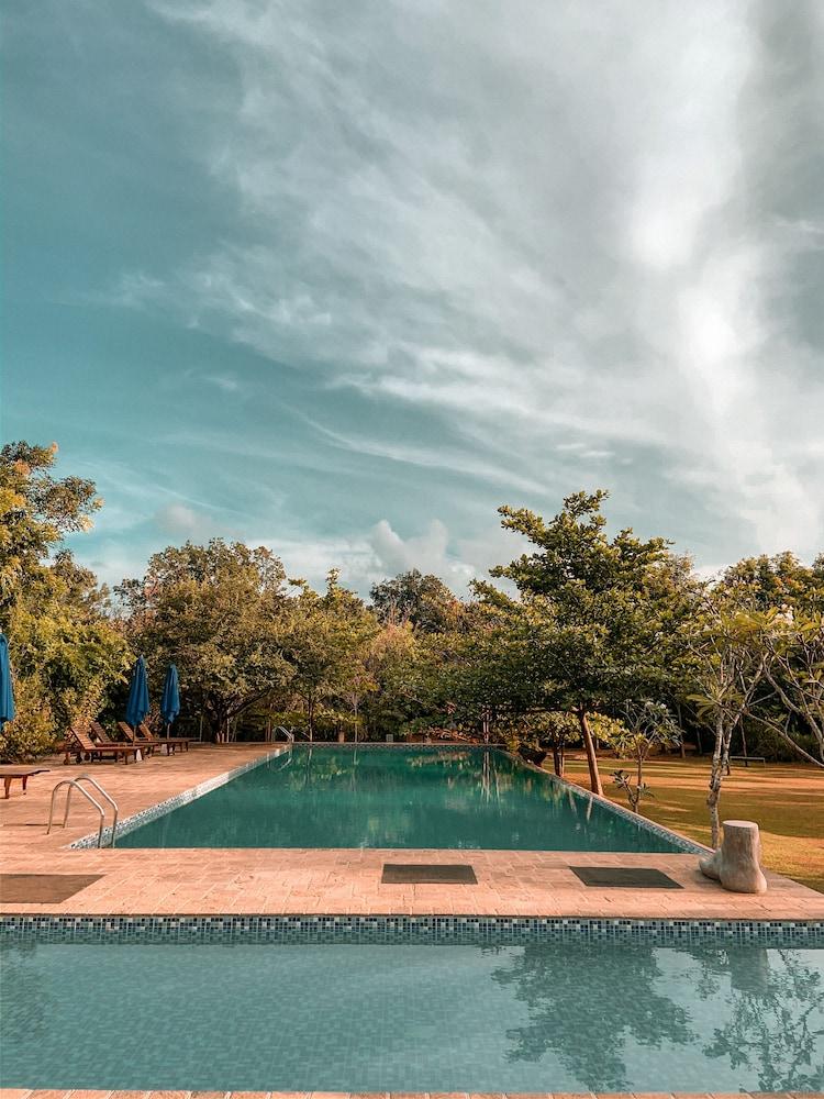 Amaara Forest Hotel Sigiriya Exterior photo